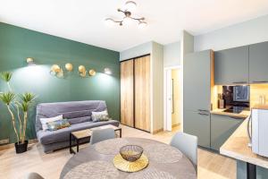 Taste of Paris near Montmartre Sacre Coeur