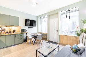 Taste of Paris near Montmartre Sacre Coeur