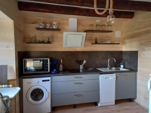 Petite maison avec piscine