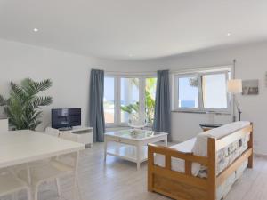 Beach Retreat Steps from the Ocean #1953 - Hébergements non classés à Luz