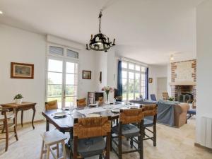 Holiday Home Les écuries de Callenville by Interhome