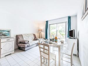 Apartment Caesar Domus-4 by Interhome