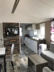 Mobil home récent au calme dans camping VILLA LANDREAU proche de Saint Gilles Croix de Vie - Saint-Gilles-Croix-de-Vie