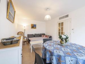 Apartment Beau Rivage-2 by Interhome