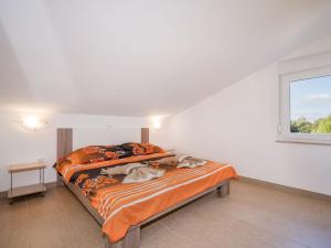 Apartment B&B-5 by Interhome