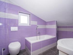 Apartment B&B-5 by Interhome