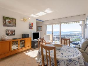 Apartment Les Alizées by Interhome