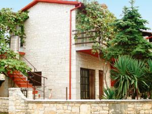 Apartment Novi by Interhome - 3hvězdičkové hotely ve městě Krnica