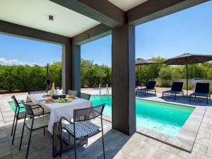 Holiday Home Villa Nika by Interhome 