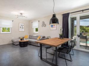 Holiday Home Villa Nika by Interhome