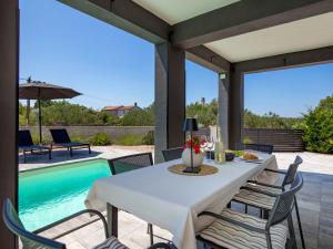 Holiday Home Villa Nika by Interhome