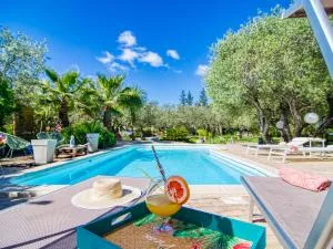 Holiday Home L'oliveraie by Interhome - Callas