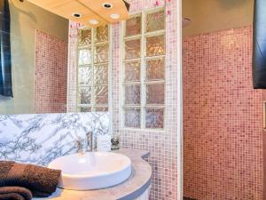 Maisons de vacances Holiday Home L-oliveraie by Interhome : photos des chambres