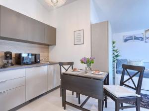 Apartment La Mer-2 by Interhome