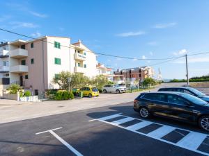 Apartment Lucius 2 by Interhome