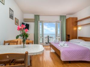 Studio Studio 16 by Interhome