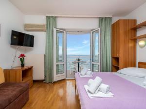 Studio Studio 16 by Interhome