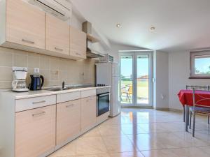 Apartment Rajić-4 by Interhome 