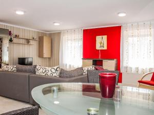 Holiday Home Gemini 2 by Interhome