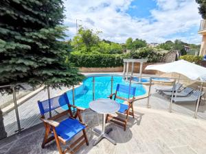 Twins Palace ApartHotel