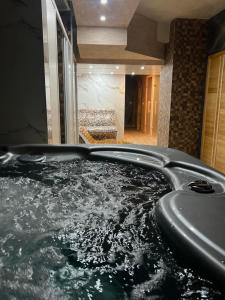 Apartman Zimus sa prelepim pogledom, besplatan Spa & Đakuzi, Parking, WIFI, lift,