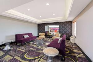 La Quinta by Wyndham Bridge City-Orange
