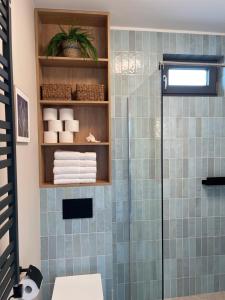 Nadmorska Otulina - Nowoczesne dwupoziomowe domki nad morzem z dużym ogrodem