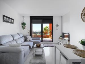3 Equmar, Vistas al mediterráneo y la sierra