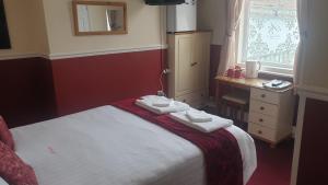 Double Room room in All Seasons Guest House