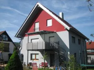 Ferienwohnung Falkenweg - 维登希