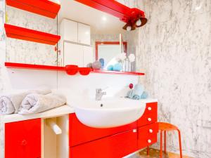 Appartements Apartment Le Palais Foch by Interhome : photos des chambres