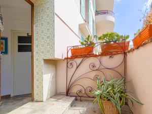 Appartements Apartment Le Palais Foch by Interhome : photos des chambres