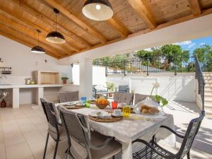 Holiday Home Villa Alba by Interhome 