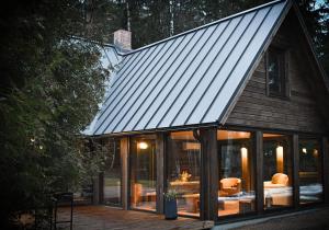 Saunamaja koos loung ruumi ja soome saunaga