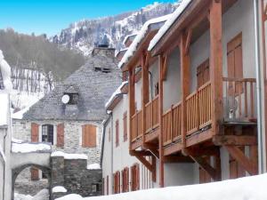 Séjour Pyrénéen Authentique: T2 Cabine, Terrasse, Piscine, Proche St-Lary-Soulan, Navette Gratuite - FR-1-504-139
