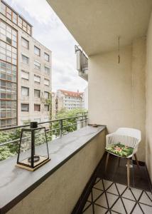 Modern two-bedroom apartment with free parking