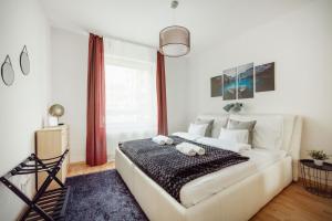 Modern two-bedroom apartment with free parking
