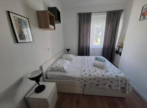 Beautiful apartment SOL-2 for two with balcony