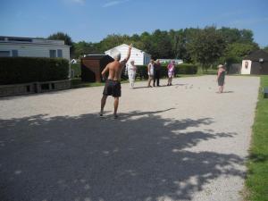 Campings Camping les Marguerites : photos des chambres