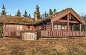 Beautiful Home In Svingvoll With Sauna - Kvitfjell