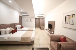 Hotel Dwarkamai, A Pure Vegetarian Hotel