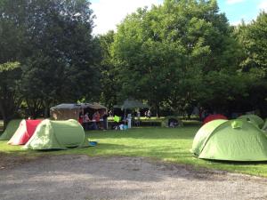 Campings Camping les Marguerites : photos des chambres