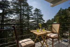 Alaya Stays 1 BHK with Balcony & Breathtaking View - Baljees Melville Divine - Chhota Simla