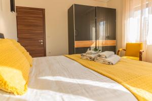 Efis Luxury Apartment