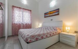 2 Bedroom Amazing Home In Liznjan