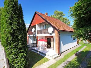Holiday Home Francesco by Interhome - 4hvězdičkové hotely ve městě Balatonmáriafürdő