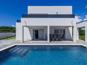 Villa Blue Rose by Interhome