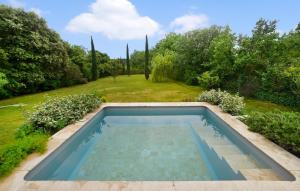 Maisons de vacances Stunning Home In St Laurent Des Arbres : photos des chambres