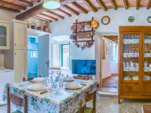 Apartment Annas House by Interhome