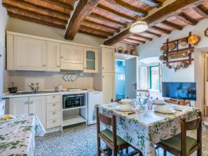 Apartment Annas House by Interhome